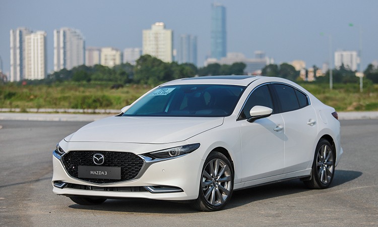 mazda3-_1626929470.jpg